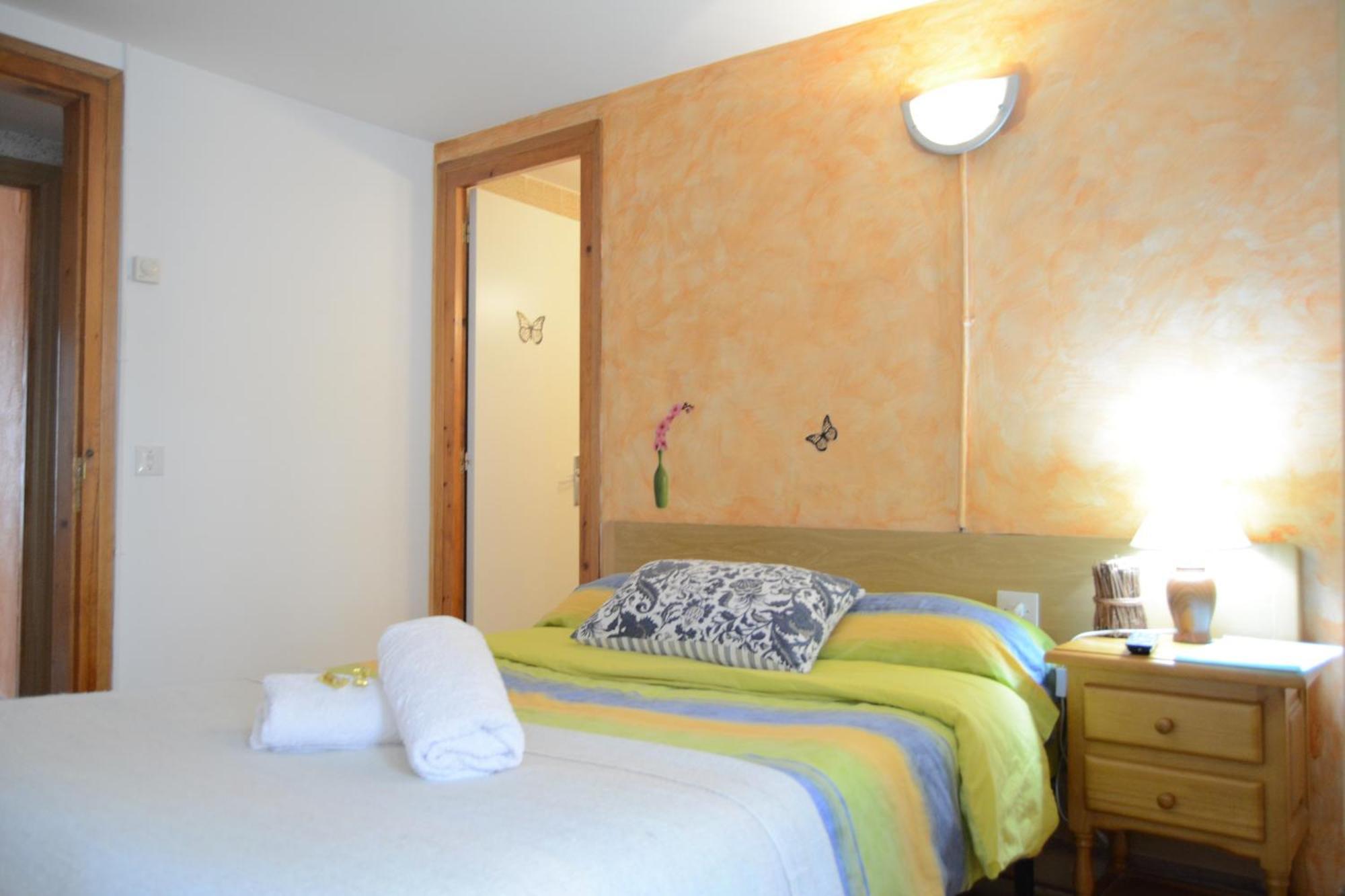 Hostal La Cuineta De Cal Triuet Gósol Habitación foto
