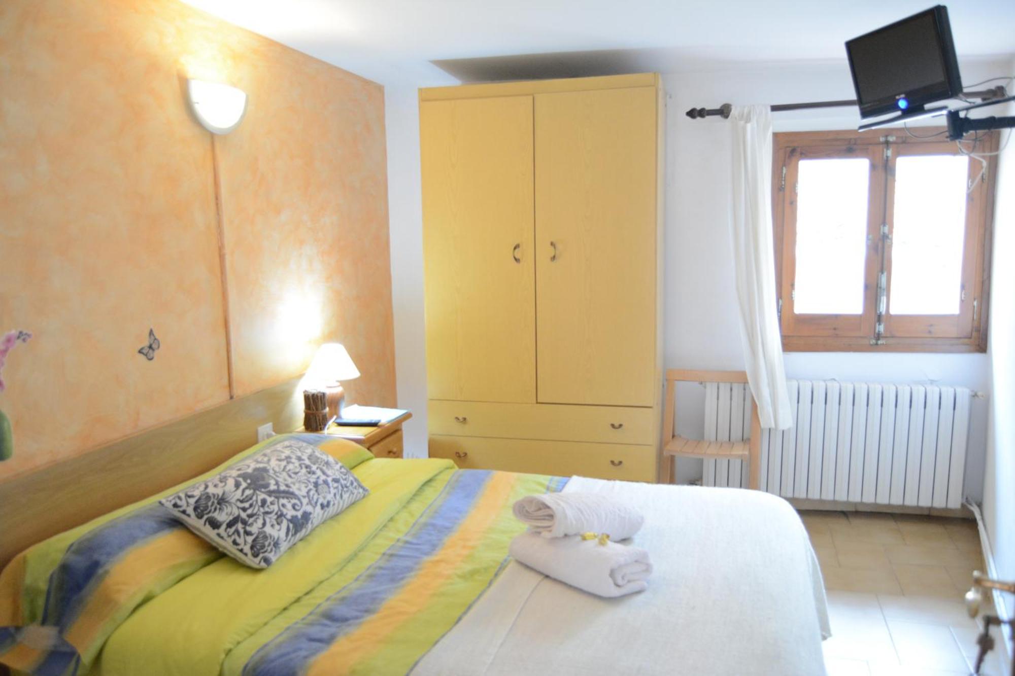 Hostal La Cuineta De Cal Triuet Gósol Habitación foto
